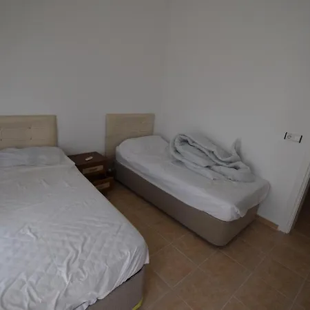 A & J 3 Beds Duplex Appartement