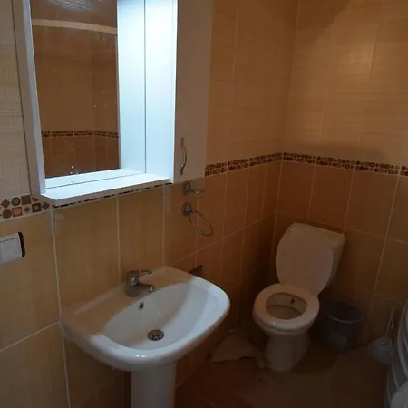 A & J 3 Beds Duplex Appartement