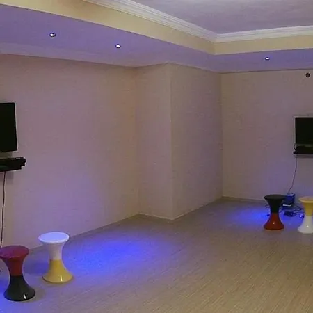 Apartment A & J 3 Beds Duplex